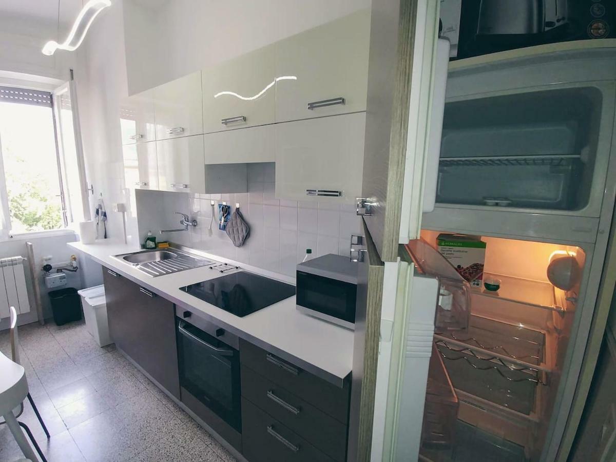 Appartamento Con Terrazzo Zona Ospedale Civile Brescia Exteriör bild