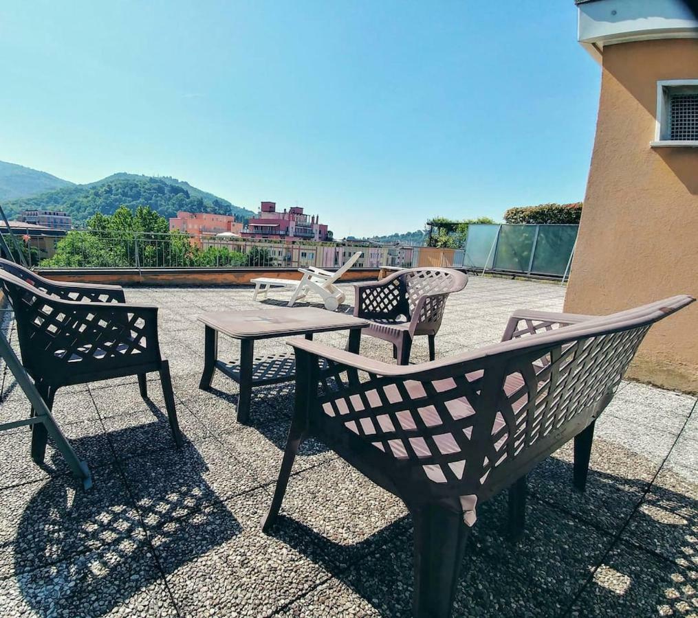 Appartamento Con Terrazzo Zona Ospedale Civile Brescia Exteriör bild